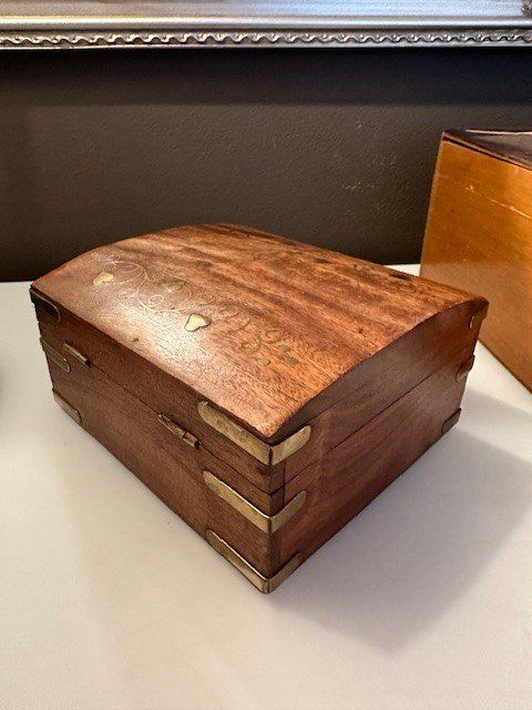 Truhen: HoLzsChaTuLLe – Gebraucht aus Winkel von zeho 1