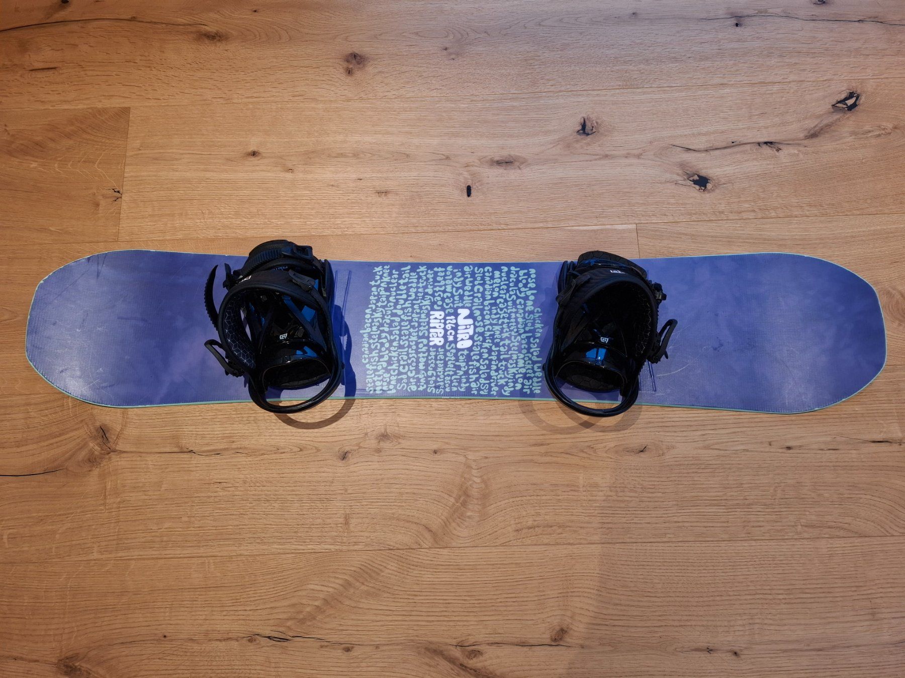 Snowboard Nitro Board: Nitro Ripper Snowboard mit Bindung und Schuhe gebraucht – Usato da Heiden venduto da Rgmuender