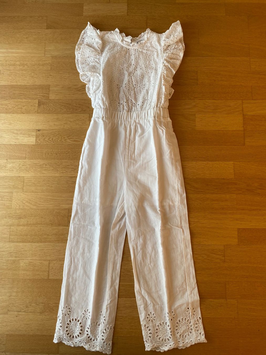 Jumpsuits: Mädchen Sommeroveral Grösse 140 – Neu (gemäss Beschreibung) aus Trin-Mulin von Tintengoldfisch