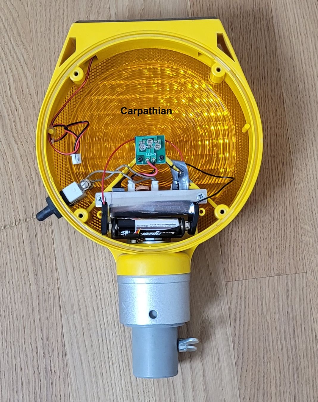 Lampade: Blitzleuchte/Baustellenleuchte-Set ***TOP ANGEBOT*** – Difettoso da Unterlunkhofen venduto da Carpathian 5