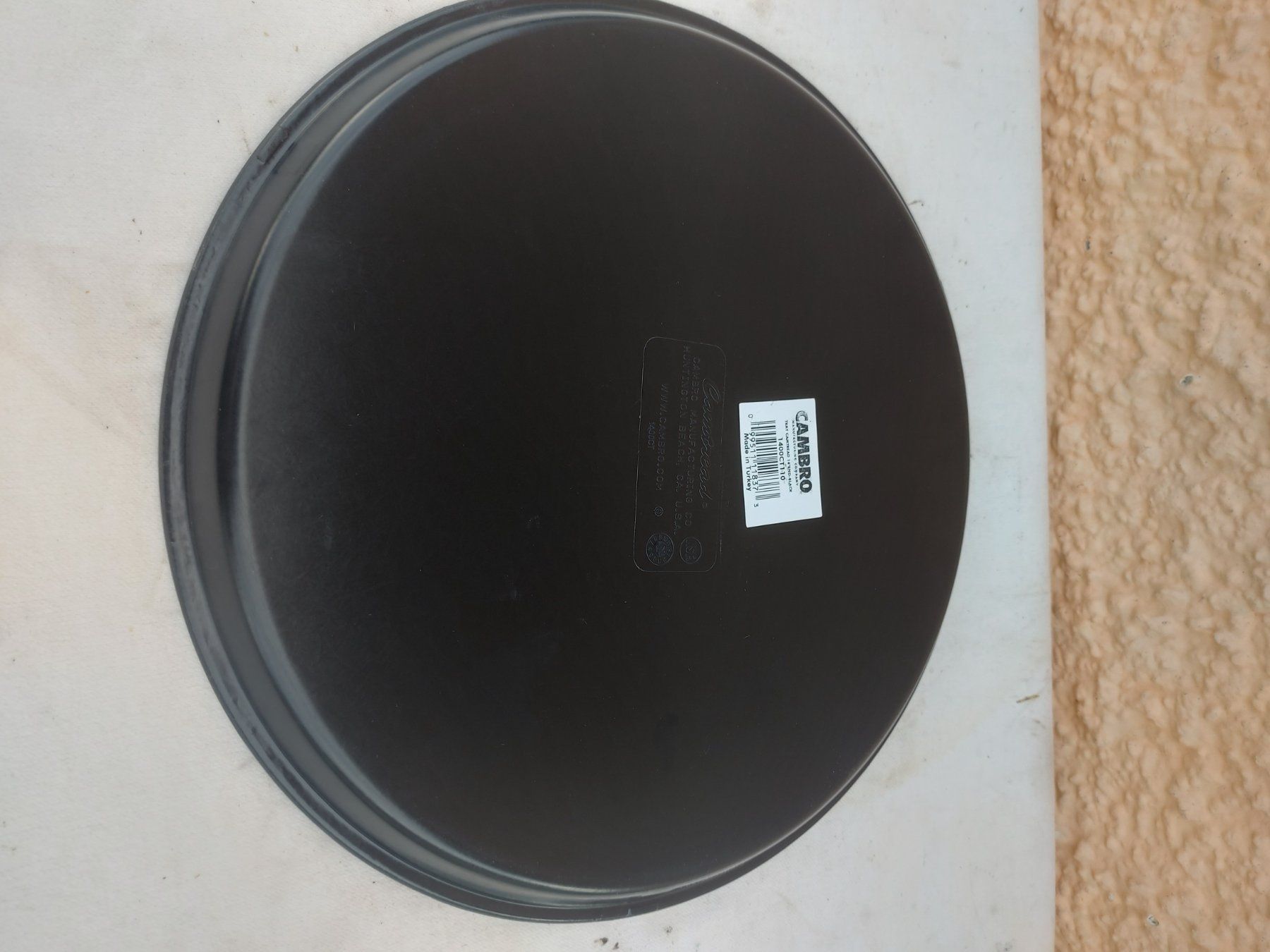 Servierplatten: Gastro-Kellnertablett; Cambro Camtread Tablett 35cm – Neu und originalverpackt aus Rheinau von profitronic.shop 3