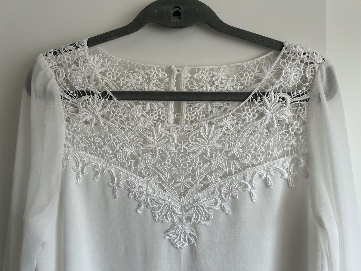 Camicette: Bluse weiss mit Spitze guter Zustand – Usato da Riehen venduto da S______ 1