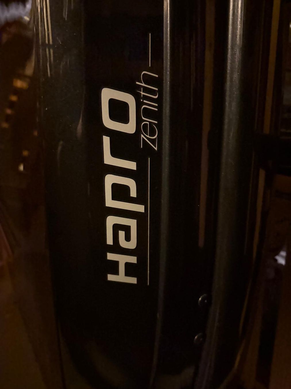 Coffres de toit: Dachbox Haprop Zenith schwarz gebraucht – D'occasion à Geuensee par sal_py8h 1