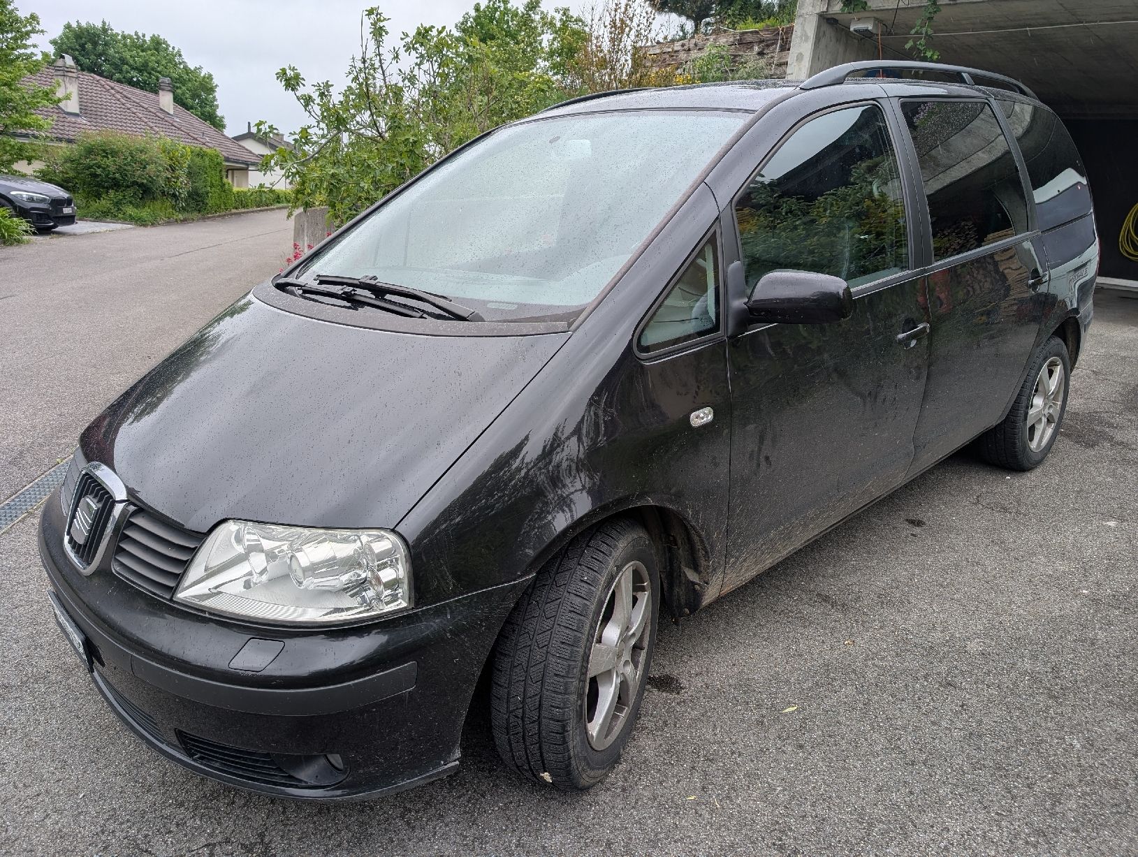 Seat Automobili: Seat Alhambra 2.8 Sport – Difettoso da Trimstein venduto da rebach