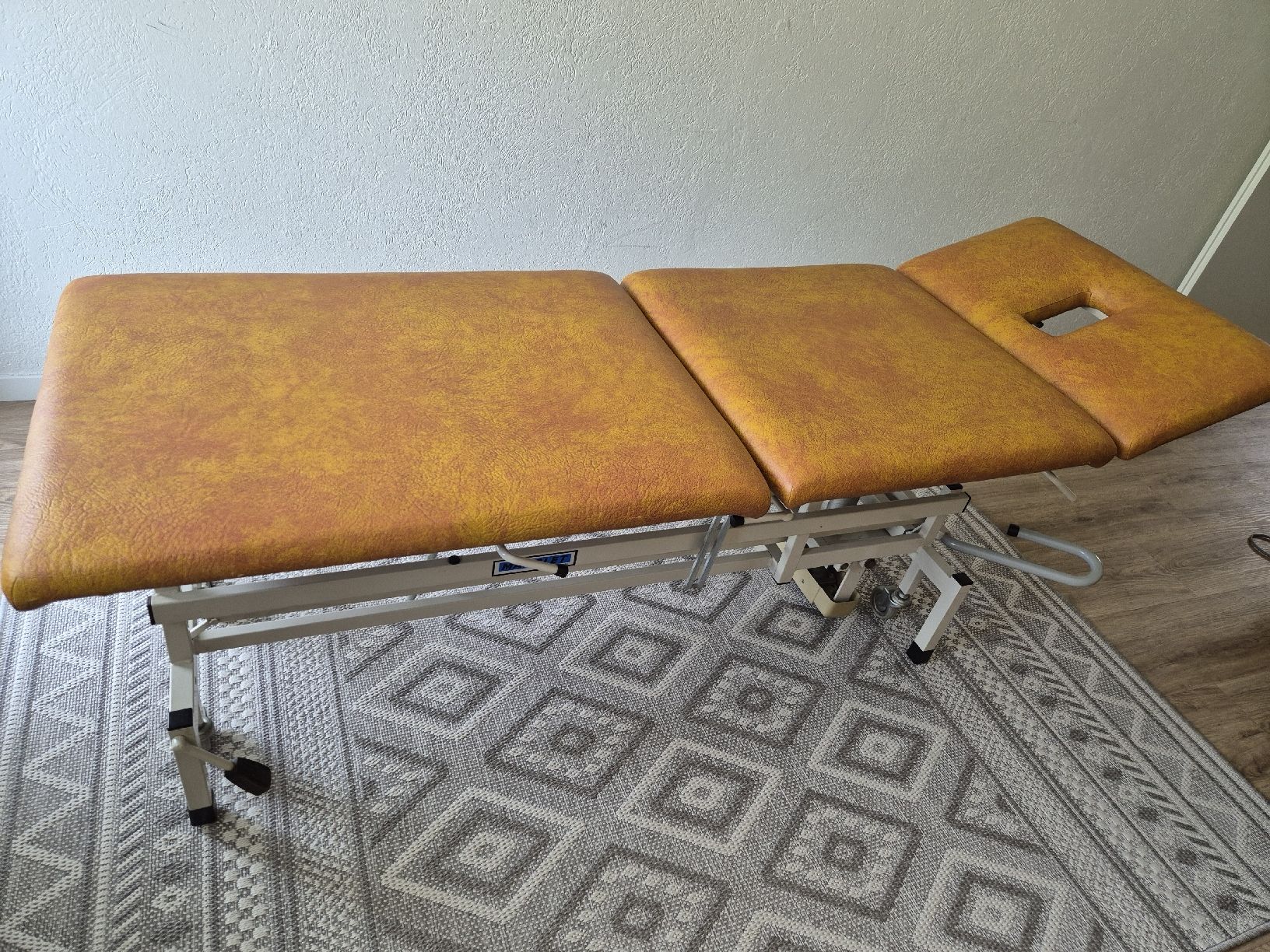 Sedie a sdraio: Masolet Therapieliege /Behandlungsliege  – Usato da Valens venduto da lun_76sp
