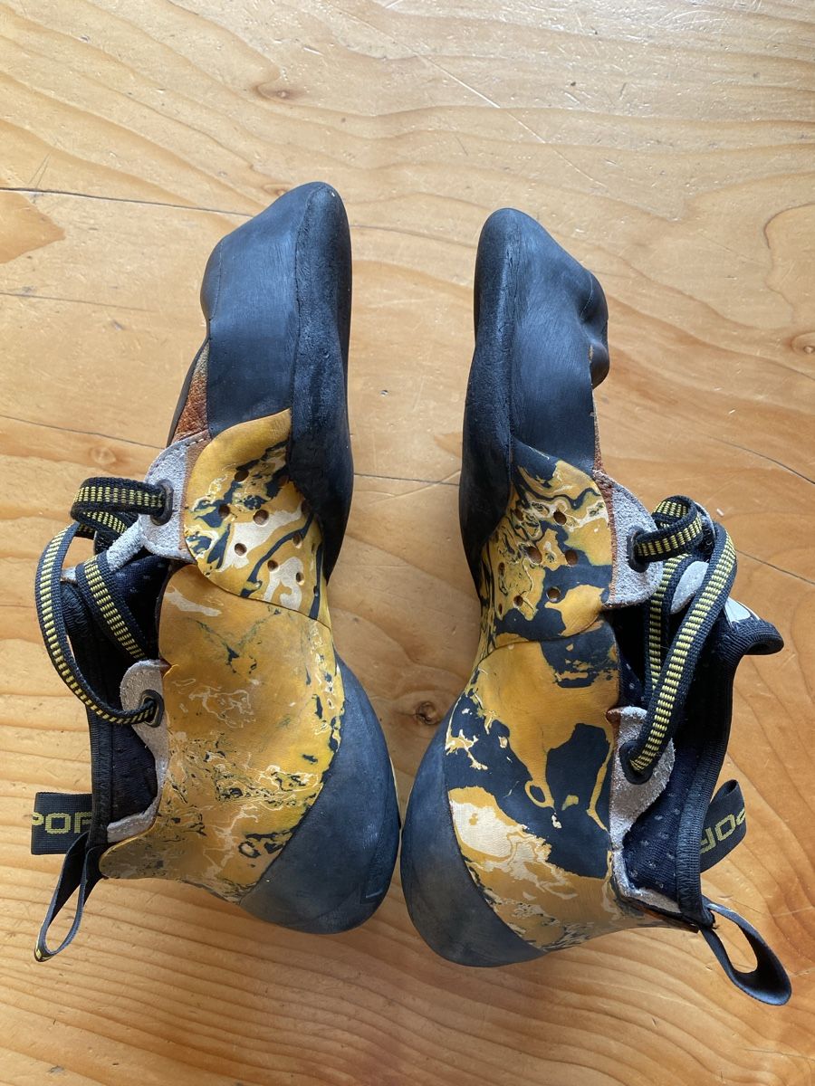 La Sportiva Scarpe da uomo: Chaussons LaSportiva solution 42.5 – Usato da Morgins venduto da san_mqr9 4