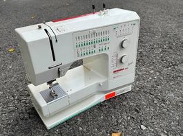 BERNINA 1080  Machine à coudre suisse  Très bon état
