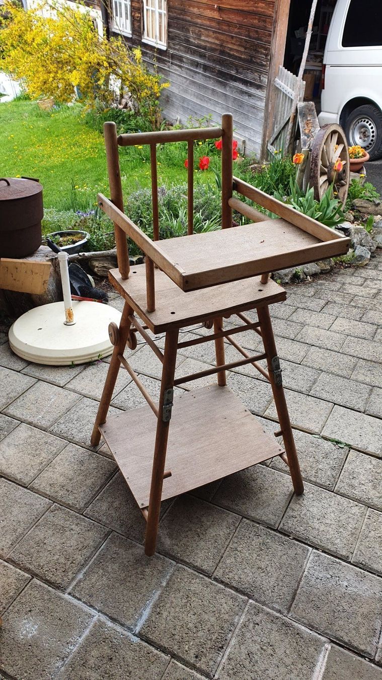Hochstühle: Kindersitzli Holz, alt – Gebraucht aus Schwanden Sigrisw von Pumuckel27