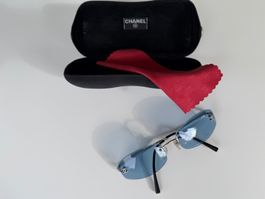 Sonnenbrille Brille Chanel blaues Glas mit Etui Top Zustand