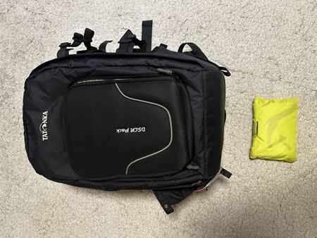 Tatonka DSLR Kamera-Rucksack mit Regenschu