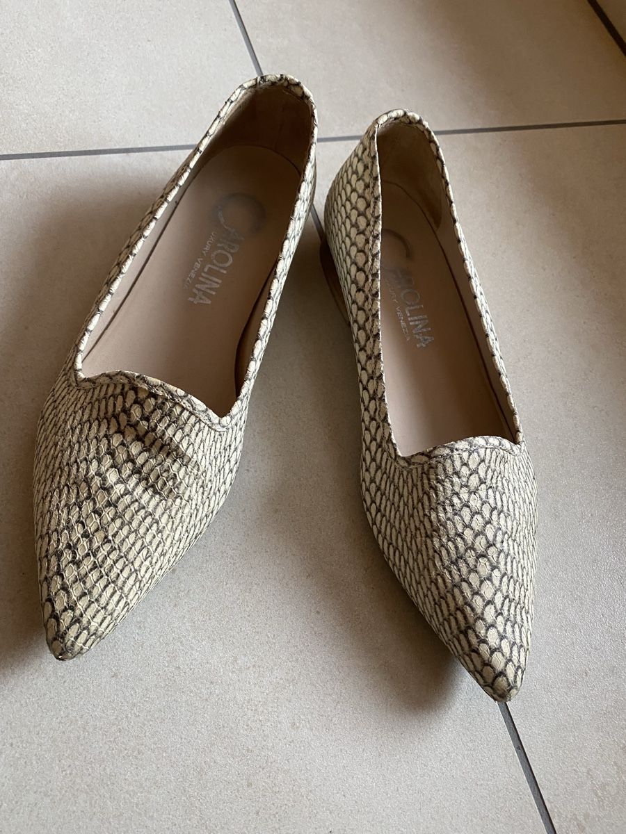 Chaussures femmes: Schuhe CAROLINA – D'occasion à Eglisau par Lara0