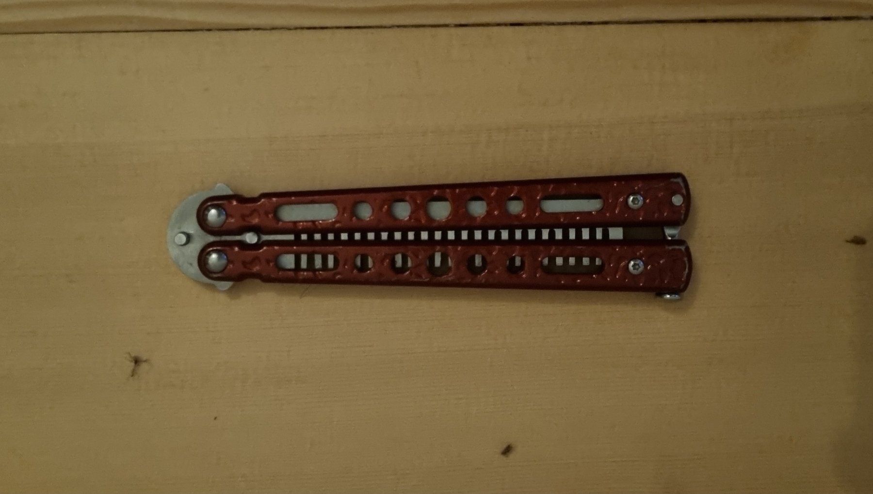 Sonstige Haarpflege: Peigne type "couteau papillon" – Gebraucht aus Aubonne von debelyoo