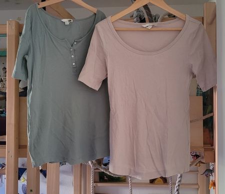 2 x Schwangerschafts- Kurzarmshirt - H&M Gr. M