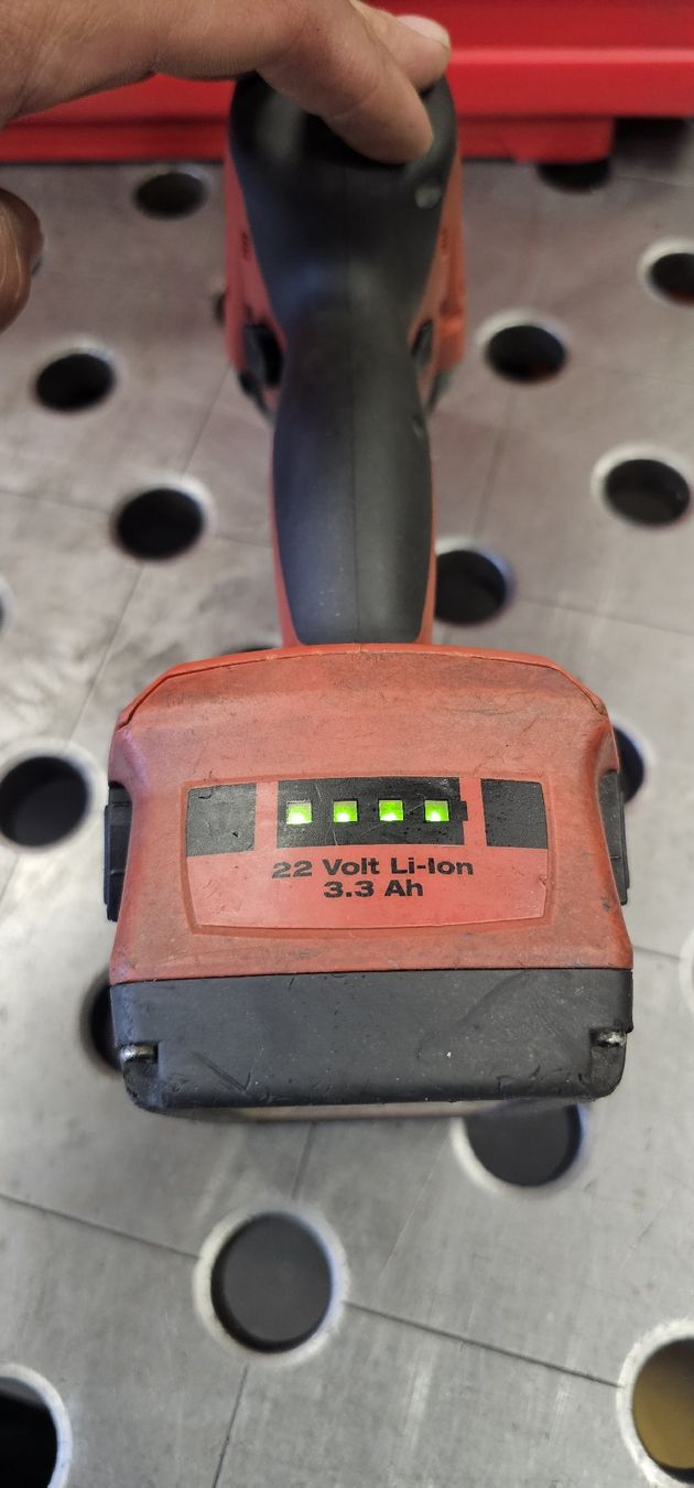 Hilti Trapani: Hilti SIW 22-A Schlagschrauber – Usato da Emmenbrücke venduto da inf_l8yf 4