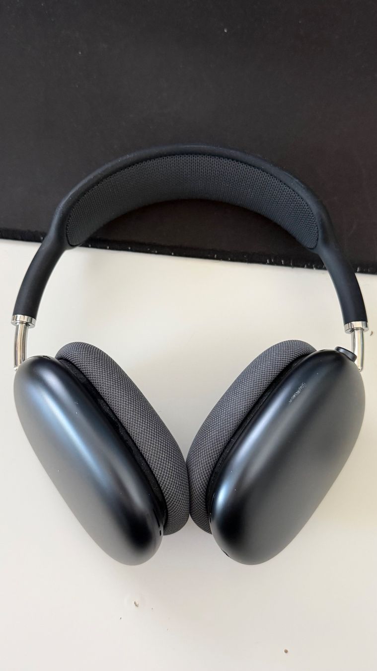 Apple Casques audio: Airpods Max 2 Midnight – D'occasion à Trimmis par Noah57894357 3