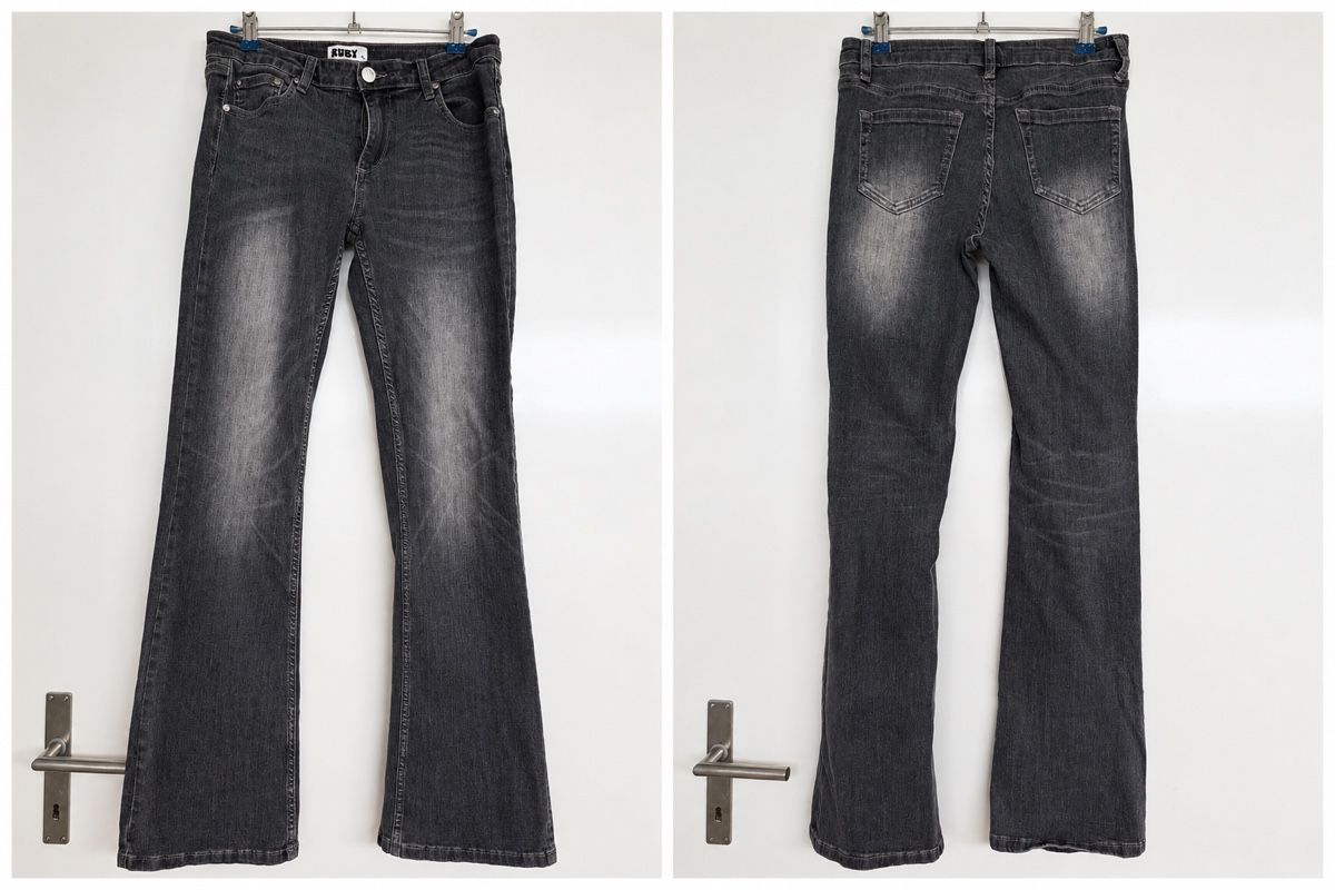 Jeans: Jeans Damen Bootcut Grau Grösse S – Nuovo (secondo la descrizione) da Recherswil venduto da Pajaro11