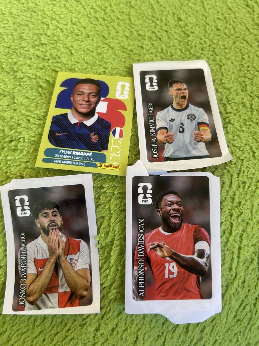 Panini Carte collezionabili: Mbappe plus 3x Coca Cola Sticker – Nuovo (secondo la descrizione) da Lenzburg venduto da hkr_q959