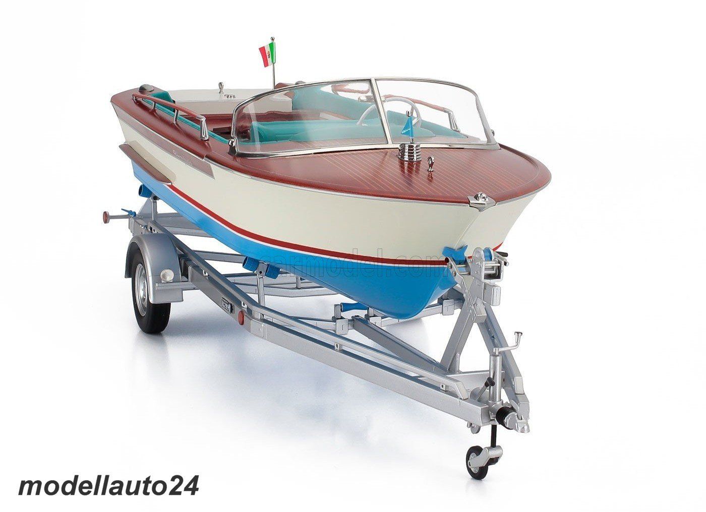 Modellini d'auto: Bootsanhänger mit Riva-Junior Boot 1966 / Mitica 1:18 – Nuovo e nell'imballaggio originale da Seuzach venduto da Modellauto24 7