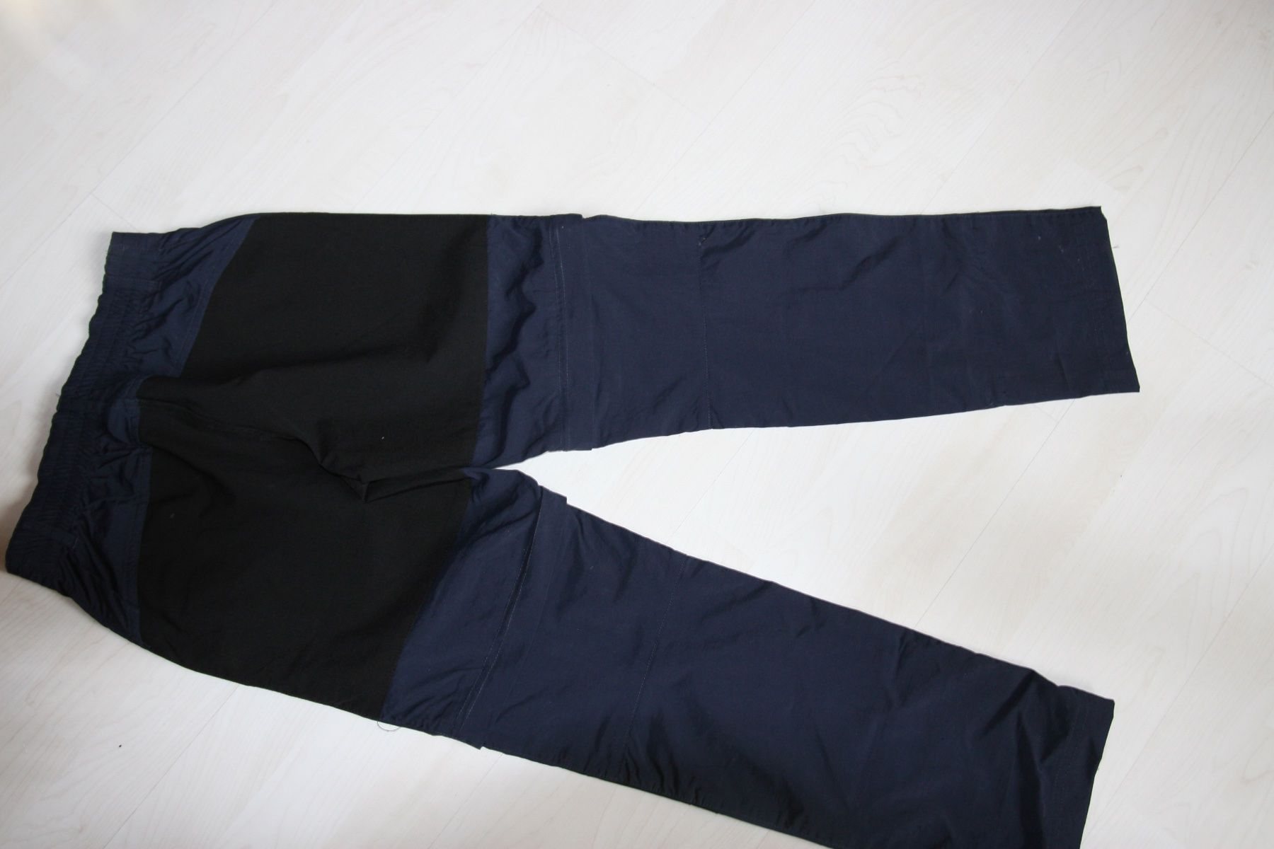 46 Nord Pantaloni: 46 NORD Zip-off Wanderhose, Grösse 140 – Usato da Fislisbach venduto da lorgli 2
