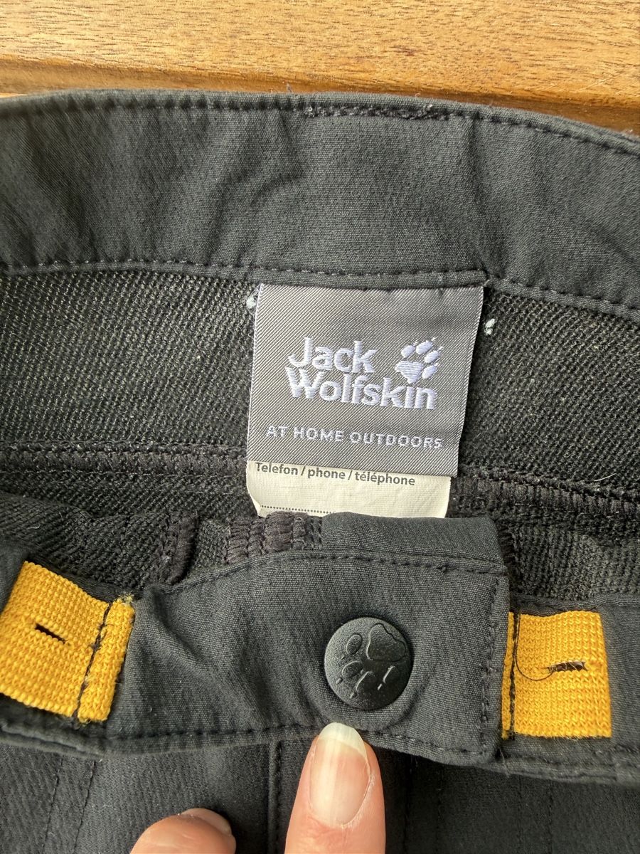 Jack Wolfskin Pantaloni: Wanderhose Kinder Jack Wolfskin Grösse 122 – Usato da Thalwil venduto da val_bm5t 1