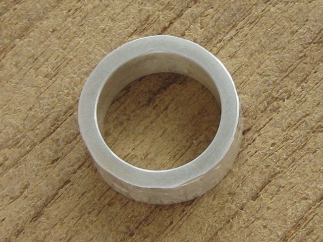 Anelli: breiter UNIKAT Ring Silber 999 Hammerschlag / Gr. 55 – Nuovo (secondo la descrizione) da Ermatingen venduto da Decovin 7