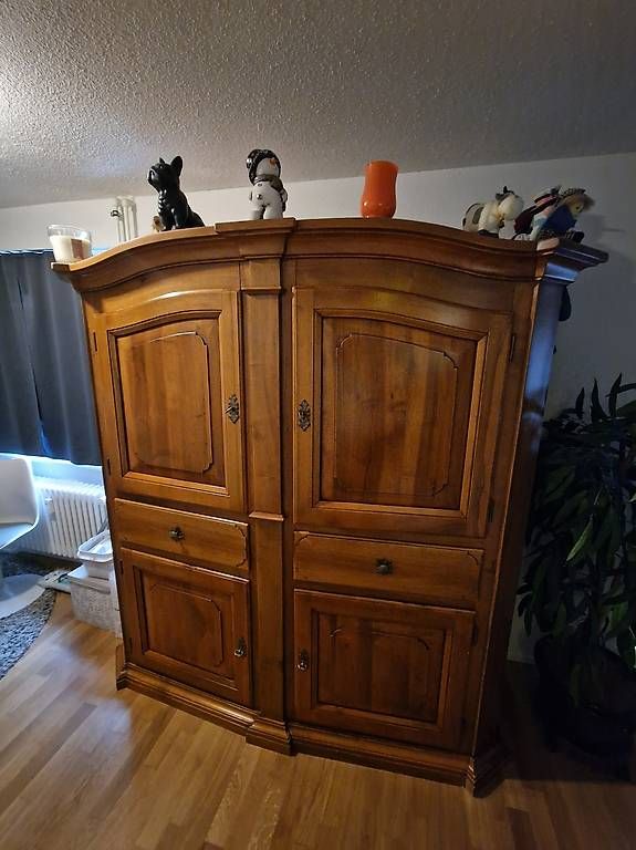 Armadi: Holzschrank – Usato da Pfungen venduto da zana2007