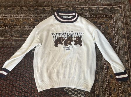 White sweatshirt