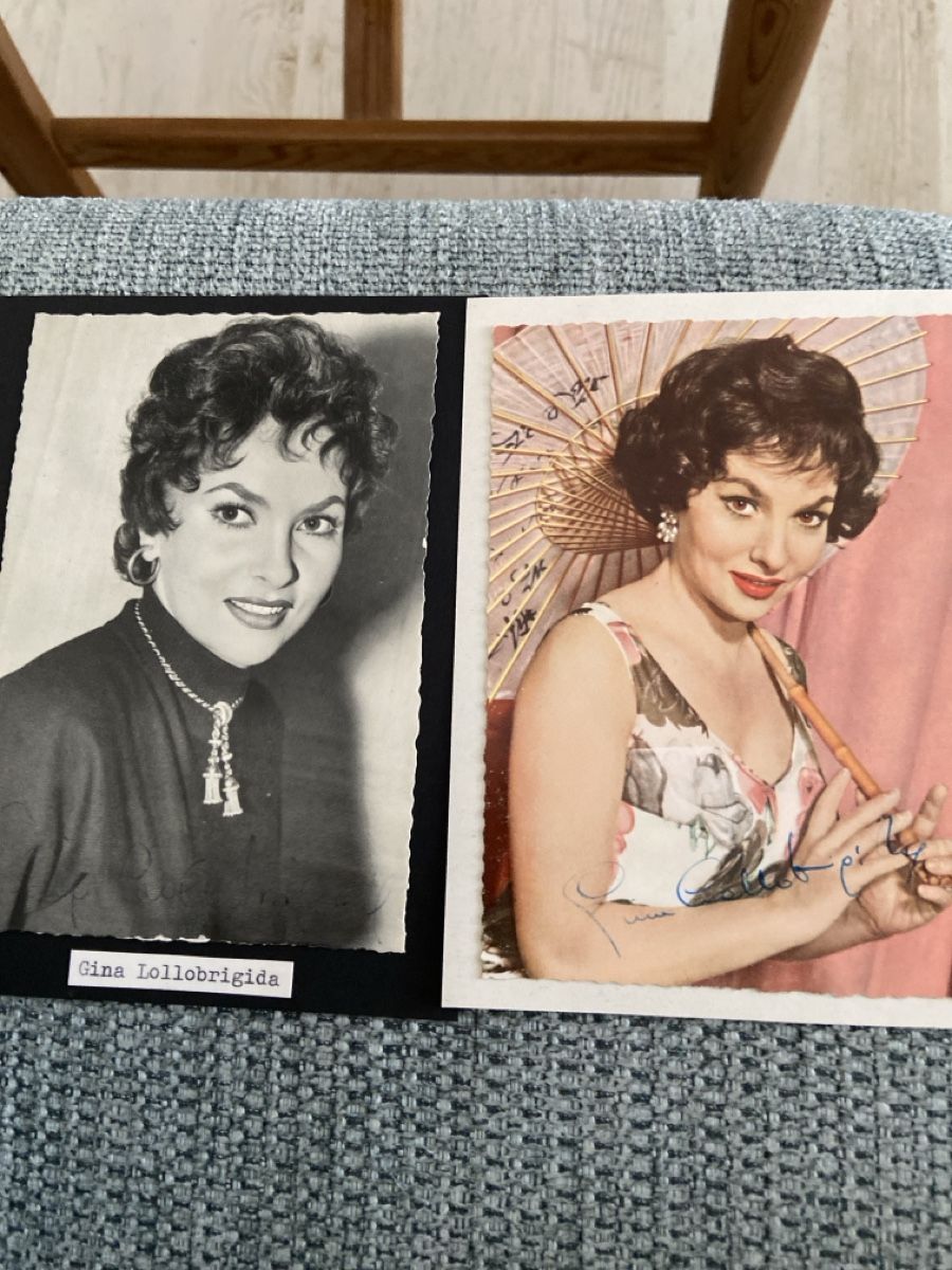 Autografi: Autogrammkarte Gina Lollobrigida  – Usato da Henggart venduto da cdl_zh5b