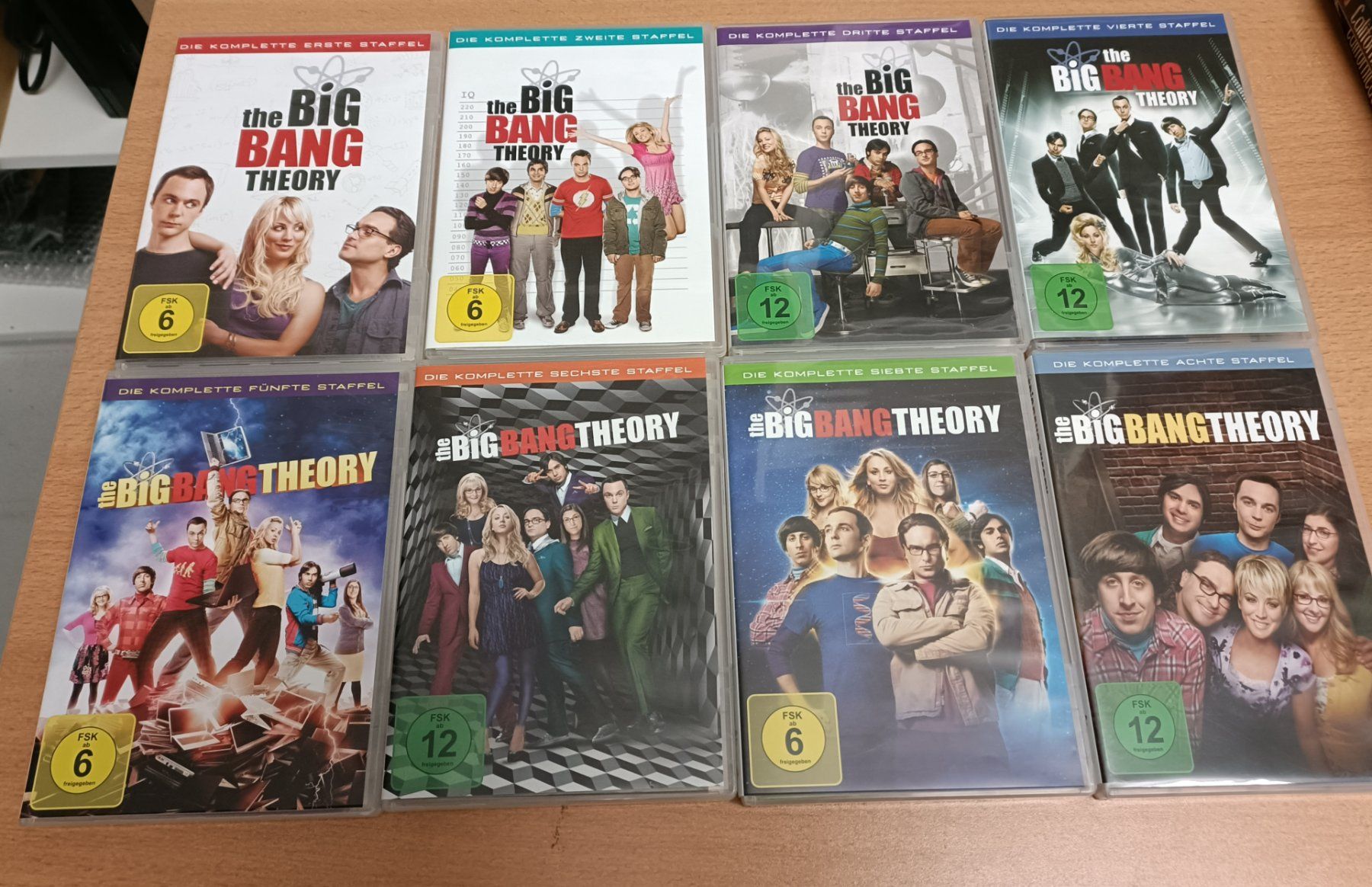 The Big Bang Theory Staffel 1-8 (Gebraucht) in Köniz für CHF 35.9 – mit ...