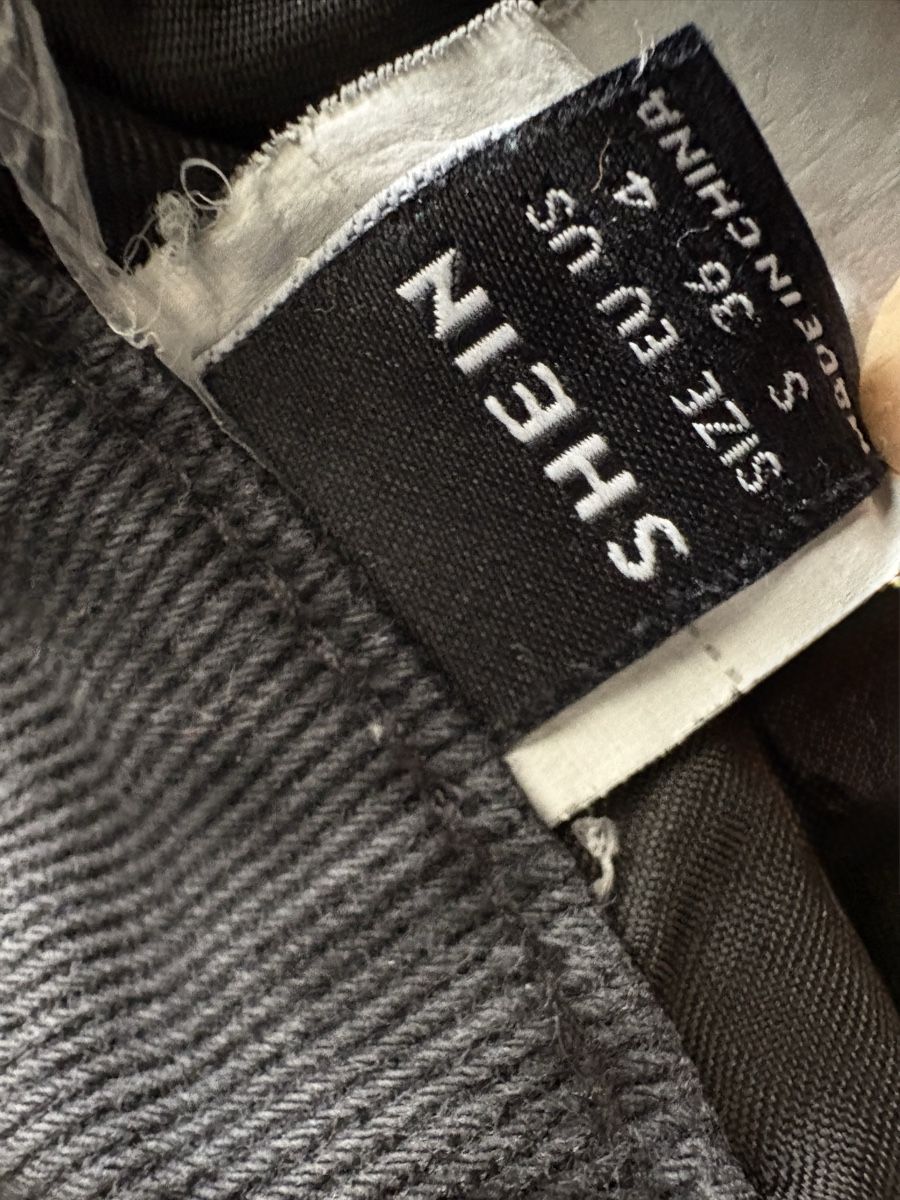 Lotti & Set di vestiti: Kleiderpaket, Jeans, Pullover / Mädchen Gr.  S 36 – Usato da Beromünster venduto da msklef 4