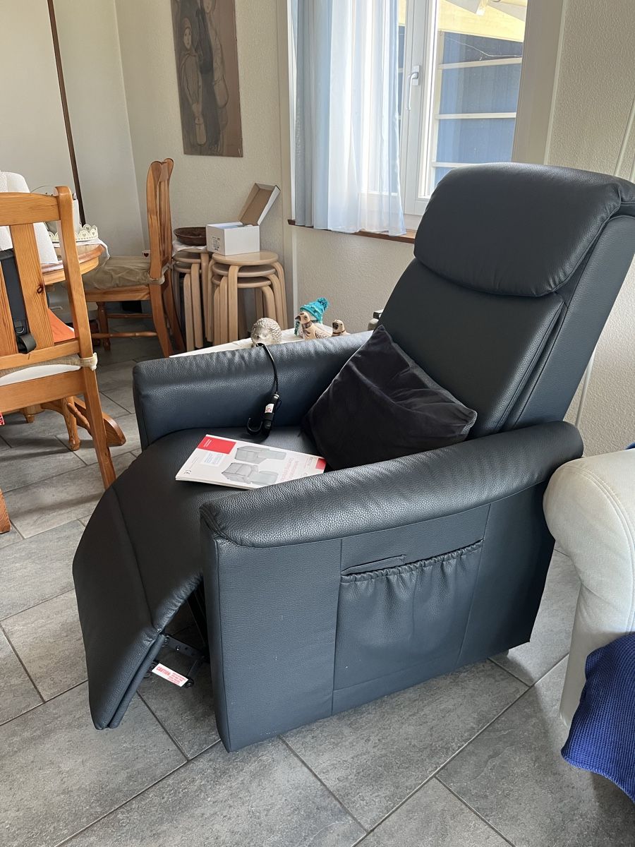 Fauteuils: TOPRO Massagestuhl – D'occasion à Burgdorf par gab_bf55 1