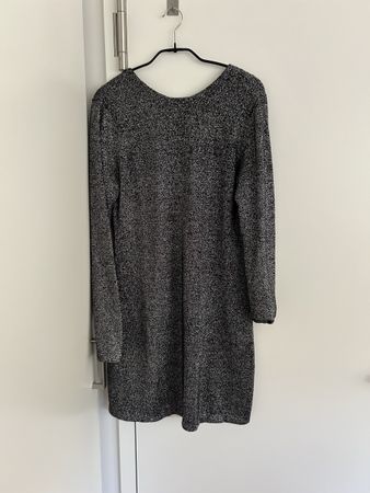 Silbernes Glitzerkleid