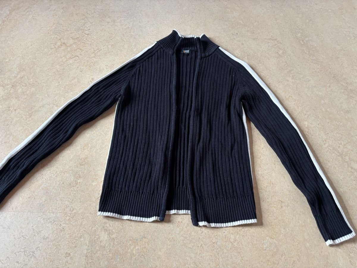Maglioni & Felpe: Pull taille M – Difettoso da Courcelon venduto da odi_9mjv