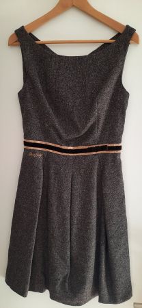 Tolles Kleid von Miss Sixty, Grösse S/M, grau