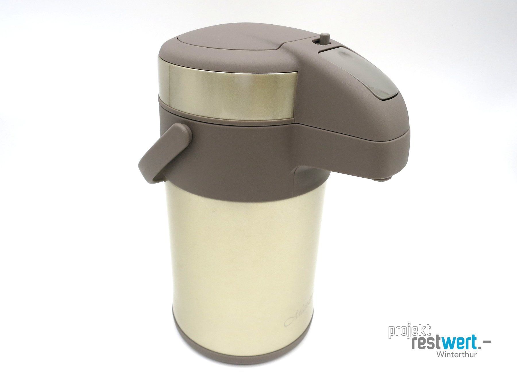 Contenitori & Simili: MAESTRO - 3Liter Thermosflasche mit Luftpumpe – Nuovo (secondo la descrizione) da Winterthur venduto da Restwert_Winterthur