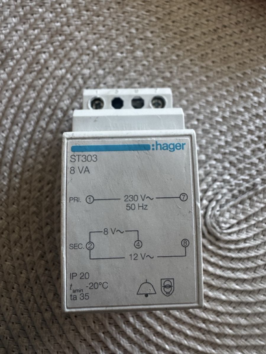 Hager Interrupteurs: Hager ST303 Transformator 8 VA – D'occasion à Niederrohrdorf par S.Hubar