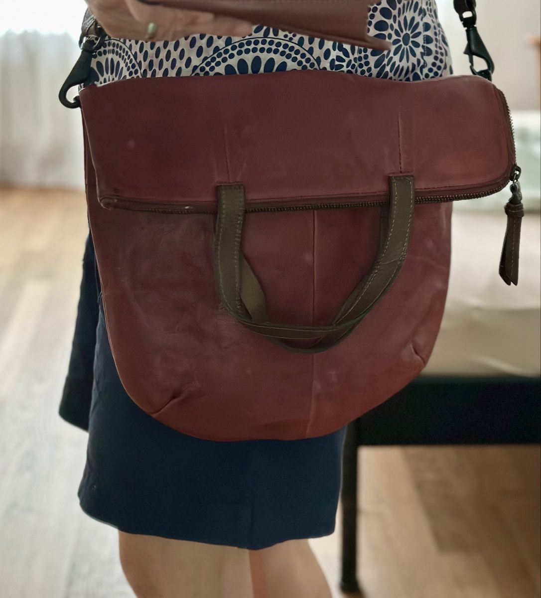 Aunts & Uncles Taschen für Damen: Aunts & uncles Tasche, bordeauxrot, weiches Leder, – Gebraucht aus Bern von fluffy07 4