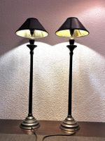 2 Tischlampen aus Holz schwarz gebeizt