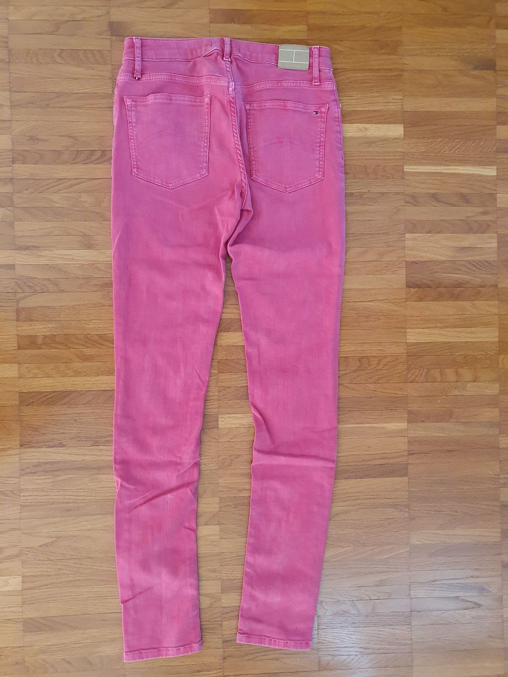 Tommy Hilfiger Pantaloni: Tommy Hilfiger Jeans Mädchen, Gr.176 – Usato da Zürich venduto da Modnok 2