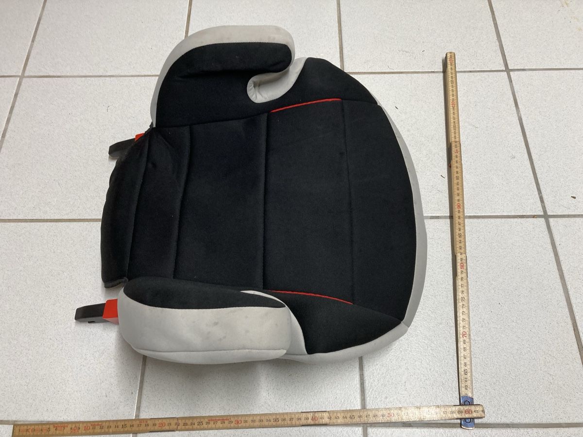 Osann Sièges auto: Kindersitz Osann mit Isofix – D'occasion à Grenchen par Blackbenny 3