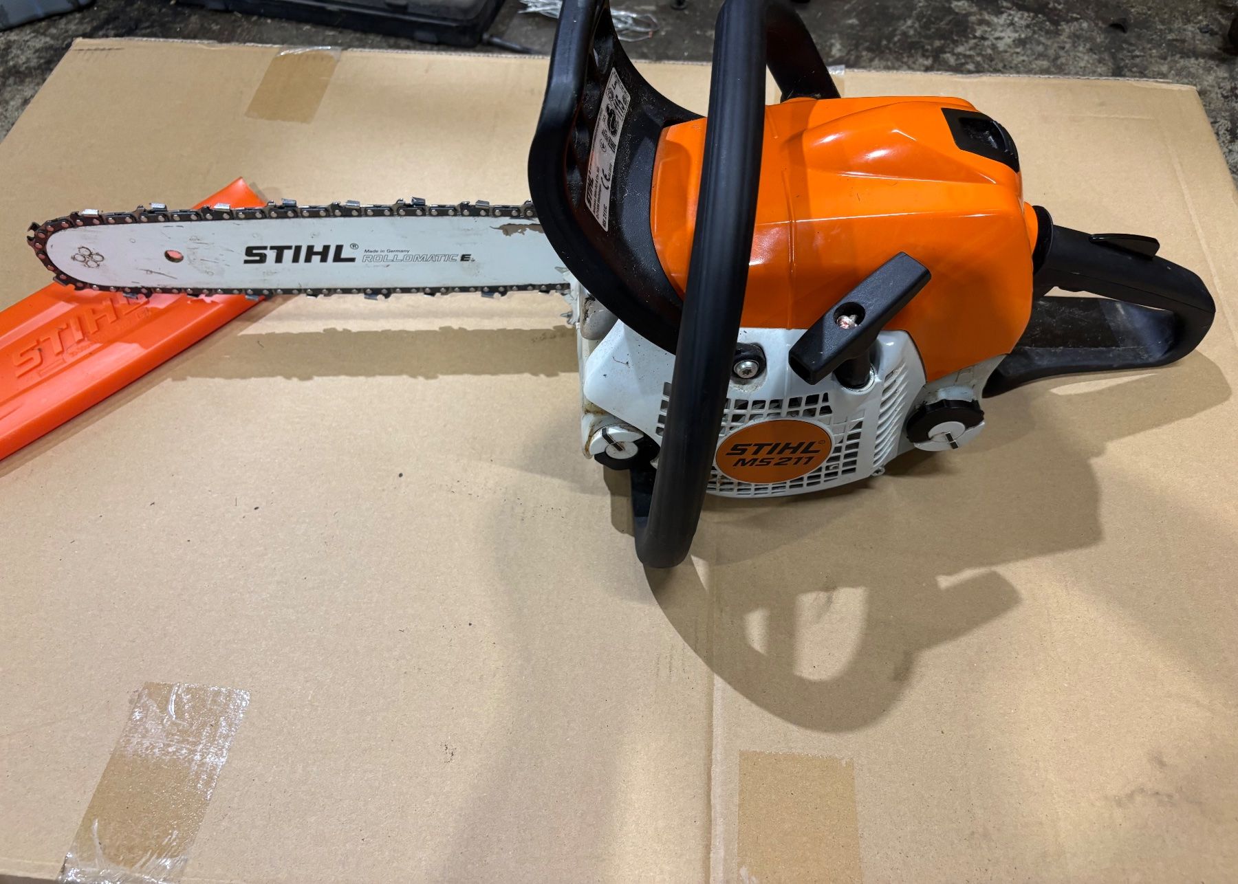 Stihl Seghe: Kettensäge Stihl MS 211/C – Usato da Grono venduto da Alpina6537 3