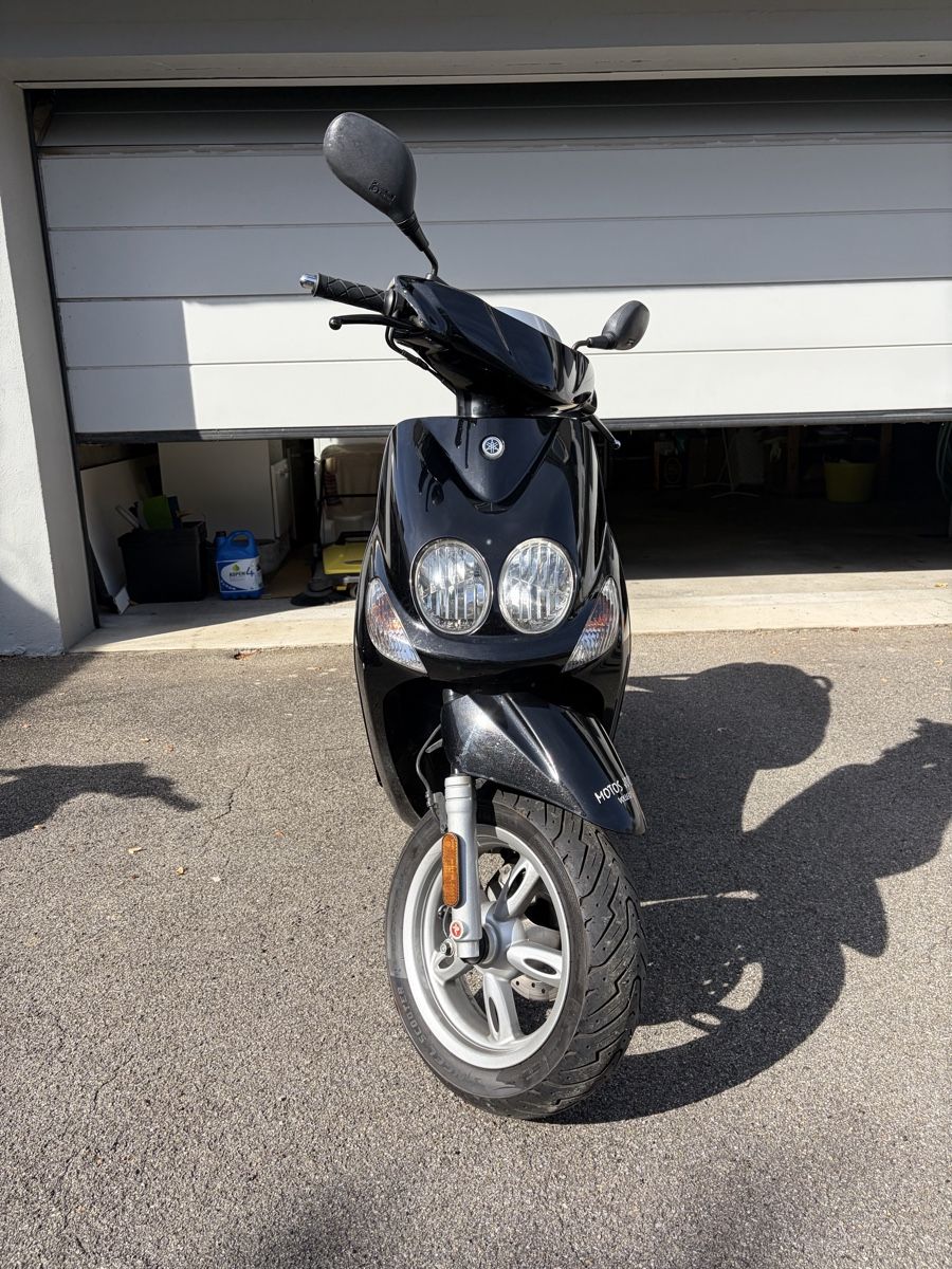 Yamaha Scooters: Yamaha neos 4 temps model 2020 – Gebraucht aus Biel/Bienne von Silva-M30