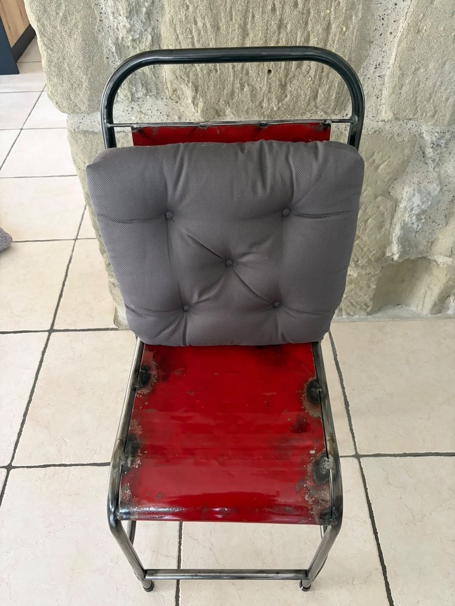 Pfister Tischgruppe: Table à manger et 4 chaises  – Gebraucht aus Corcelles-Payerne von tonin07 2