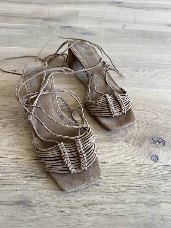 Damenschuhe: Zara Sandalen Größe 41 – Gebraucht aus Abtwil SG von abtwilsg 1