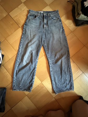 Damen Jeans Zara Grösse 36 blauer Denim guter Zustand