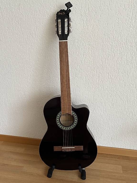 Harley Benton Strumenti musicali: Gitarre schwarz Harley Benton – Usato da Thun venduto da dani20be