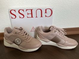 Baskets GUESS neuves T39