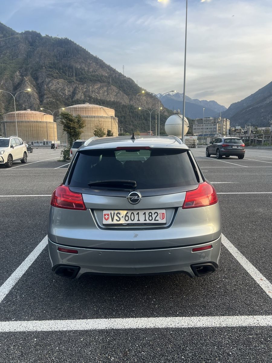 Opel Automobili: Opel Insignia OPC 4x4 – Usato da Mörel venduto da TiagoCardoso01 4