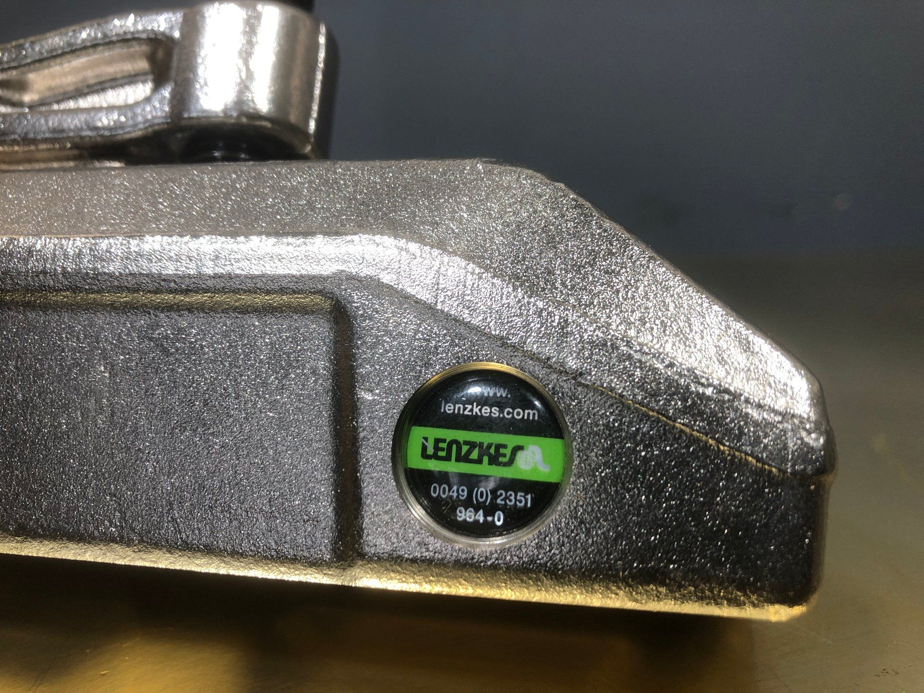 Tutti gli attrezzi: Lenzkes Spannsystem Spannpratze Niederhalter, Spanner – Usato da Laufenburg venduto da Sirluger 3