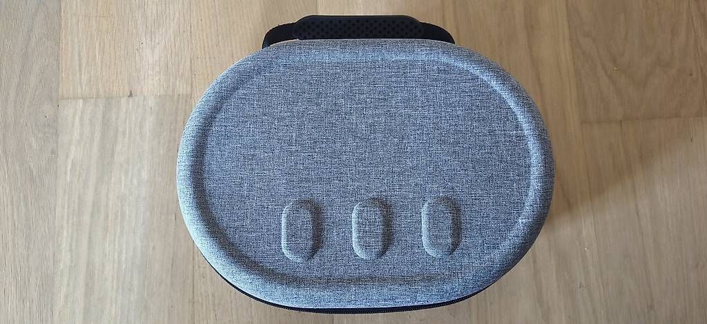 Meta VR Brille: Case Meta Quest 3 – Gebraucht aus Zürich von Mr_Black